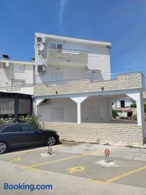Apartment Lazić Pag by Pag tours - Image 3
