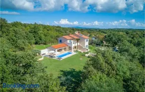 Stunning Apartment In Labin With Sauna - Image 2