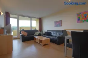 Apartment 541 - Image 2