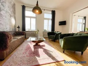 Altbauwohnung mit Schleiblick - Erster Stock - Image 4