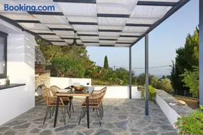 Villa John's Skopelos Stafilos - Image 1