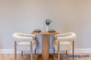 Modern Retreat near Aberaeron - Luxe 1 bed Escape - Image 3