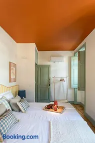 Casas do Tanoeiro by Lisbeyond - Porto Brandão - Image 2