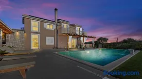 Villa Pleter by Villas Guide - Image 2