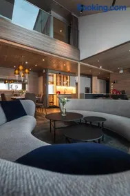 Kultakero Northern Sky, 3BR Penthouse with Jacuzzi 128m2 - Image 1