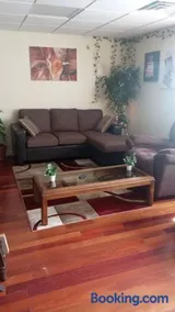 Suite 3 - Image 1