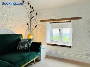 The Stables - Luxury Holiday Cottage - Image 4