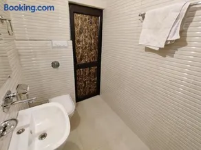 Vrinda Apartments - Image 4
