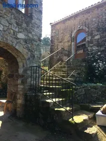 une chambre d hôtes avec petit dejeuner - Image 1