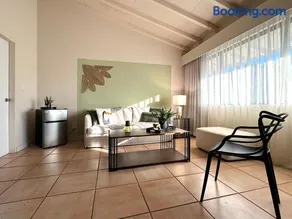 Coronado Luxury Club and Suites,Oasis - Image 2