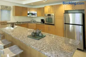 Modern Beachfront Luxury with Pool - Palm Beach 110 - Image 4