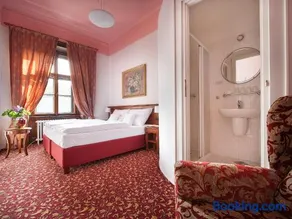 EA Zamecky Hotel Hruba Skala - Image 4