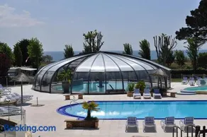 ZEcamping 4 étoiles 200m plage piscine couverte mobil-home TV BBQ 18m2 - Image 1
