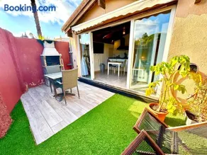 3 Casita-Estudio con Jardín en la playa - Image 2