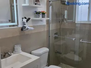 Alex House - Image 5