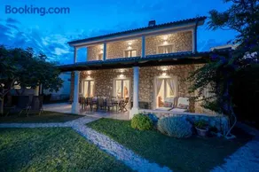 Holiday Home Fiola - Image 1