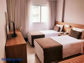 MELHOR Localização na Barra da Tijuca- Apartamento com Ar, wifi, microondas - Image 2