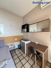 951B golden beachfront 27m air tv - Image 3