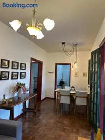 2 Quartos-casa toda-50 M área central e histórica - Image 1