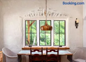 Apeldoorn House - 25 min to downtown Asheville - Image 2