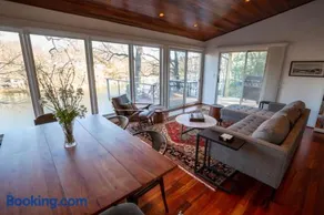 Riverfront home with multiple decks, central AC, washerdryer - two dogs OK - Image 1