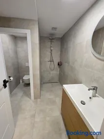 BB Central Apartment with pool and garden - Image 5