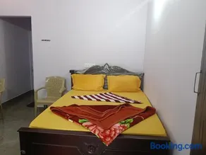 HM HOME STAY KANTHALLOOr - Image 3