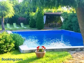 Toscana Villa - Image 1
