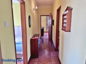 T3 Cozy Old House with XL garden - Image 2