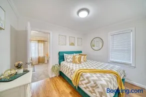 Beautiful Modern home with all year use HOT TUB, Pool table, Game room, & Propane fire pit!! - Image 1