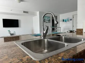 Luxury Oasis Suite - Image 2