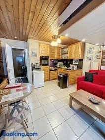 Ladybird Inn - Image 2