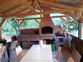 Lotru Relax Chalet - Image 1