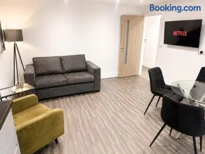 Stylish Apartment Near EMA, Donington & Boots HQ 5 - Image 1