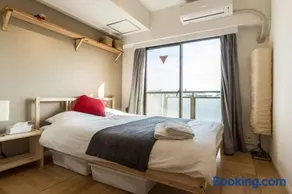 Dwell Urban 7C - Image 1