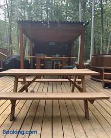 Rustic cozy couples summer stay - Image 3