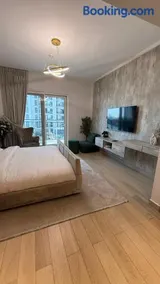 Upscale Studio in Yas Island - Image 2