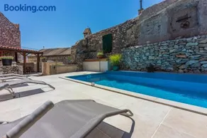 Casa Royal - Image 2