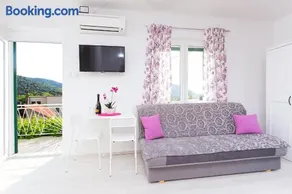 Premium apartment Biokovo Nature Park - Image 1