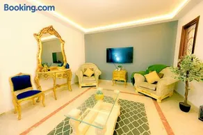 ROS - Charming 3 Bedroom Maisonette - Image 1