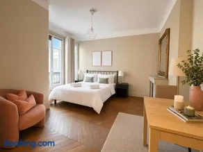 Cozy Studio Apartment Near Montmartre & Pigalle - Image 1