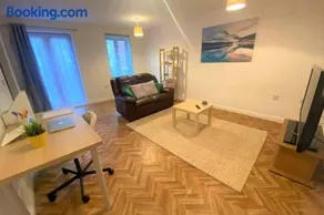 The Onyx Suite - 1 Bed apartment w/ free parking - Image 4