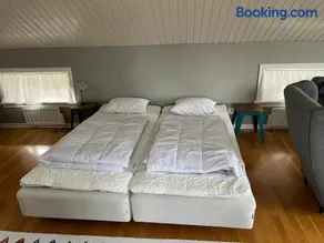 Lantlig fristående lägenhet - Image 2