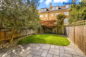 Luxury 5BR Home Pool, Gym, Concierge & Parking - Image 2