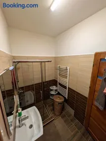 B57 guesthouse - Image 3