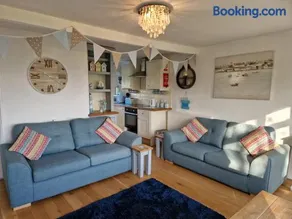 Dartmouth Caldon Holiday Chalet Sleeps 4 wifi elec inc Pets welcome - Image 3