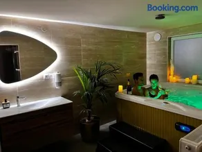 JUNGLE Wellness Apartment - Image 3