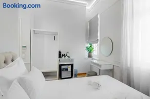 Amare Boutique Suites - Image 3