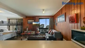 1750 Hotham 4 - Image 5