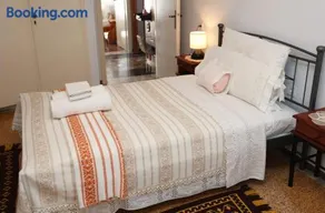 Sea view apartment - Image 2